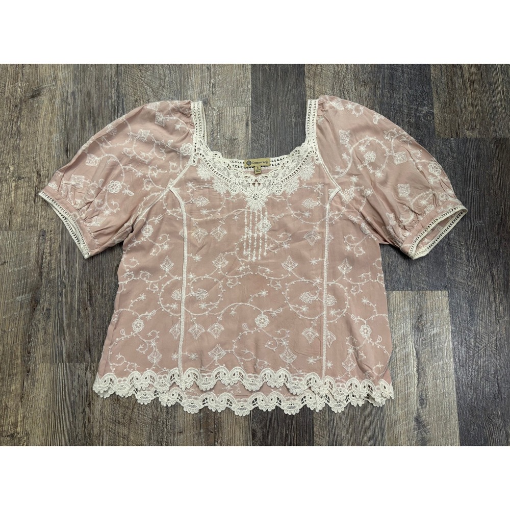Democracy Boho Embroidered Lace Trim Puff Sleeve Blouse Pink Small B7584CEXX